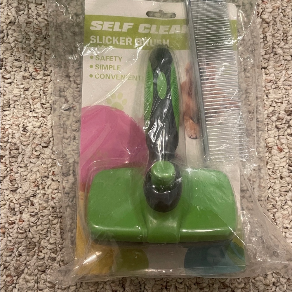 NEW Pet Brush